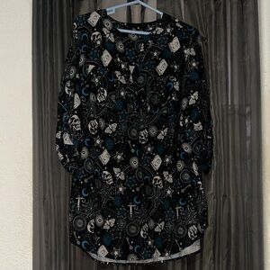 Torrid Black and Blue magic tunic blouse
